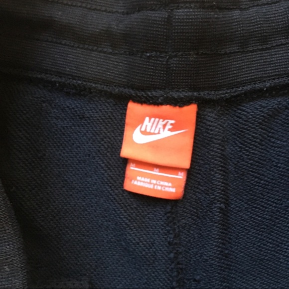 Nike Joggers - Picture 4 of 4